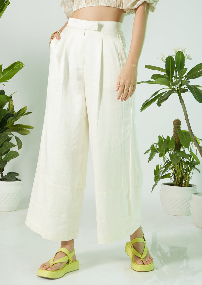 THE ALLURE TOP