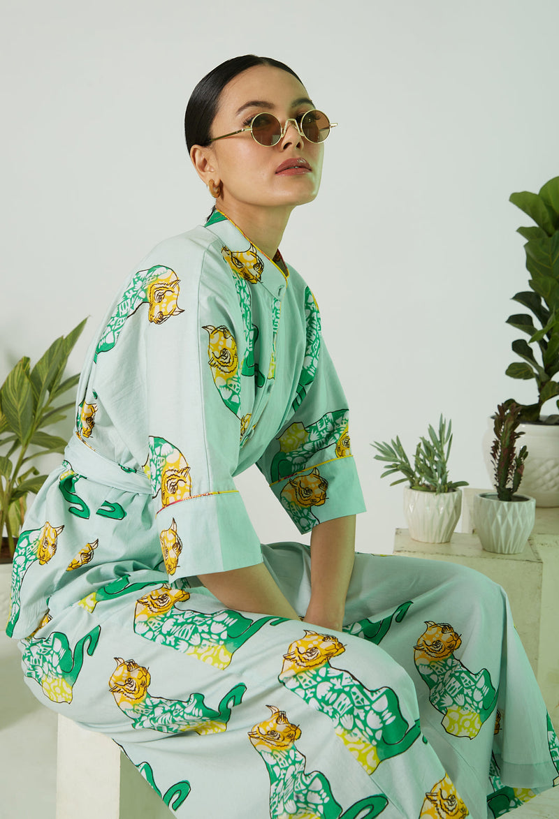 THE SUMPTUOUS TOP